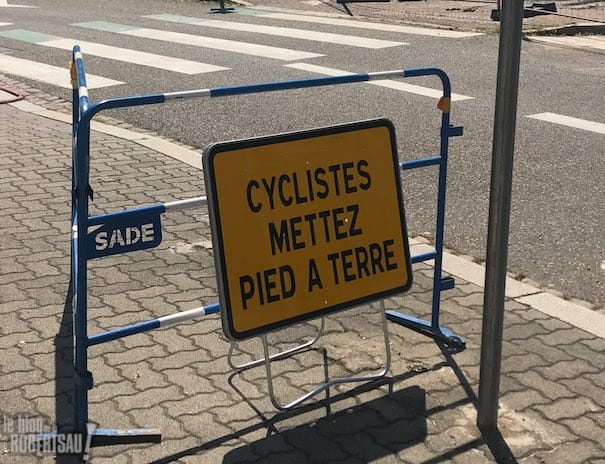 cyclistes_pieds_terre