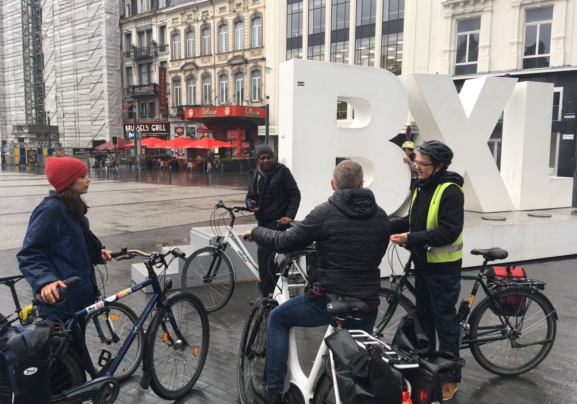 25_04_24_-_bruxelles_mise_en_selle_2