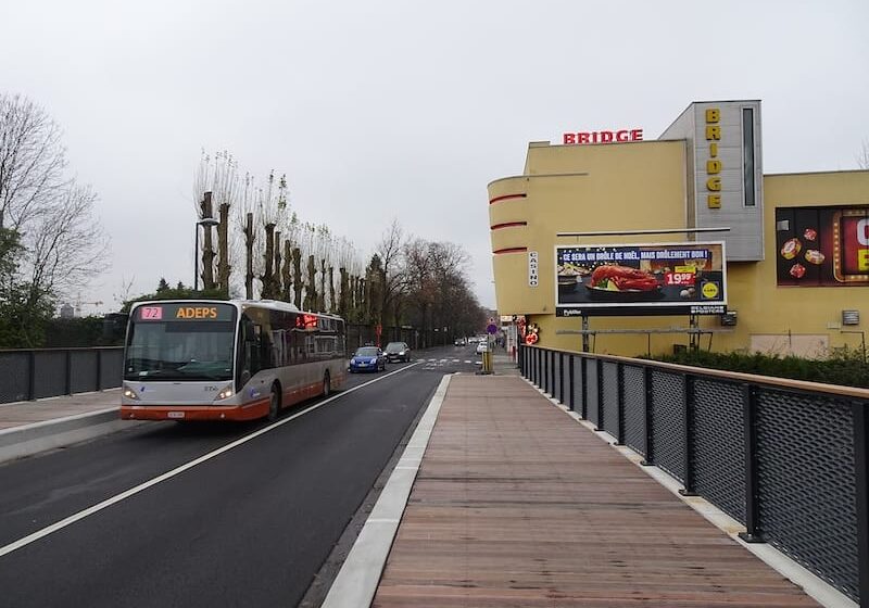 Pont_Fraiteur_-_STIB_8156_-_bus_72_-_5_janvier_2021