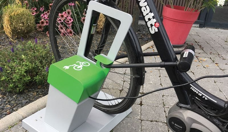 Borne de recharge vélo électrique