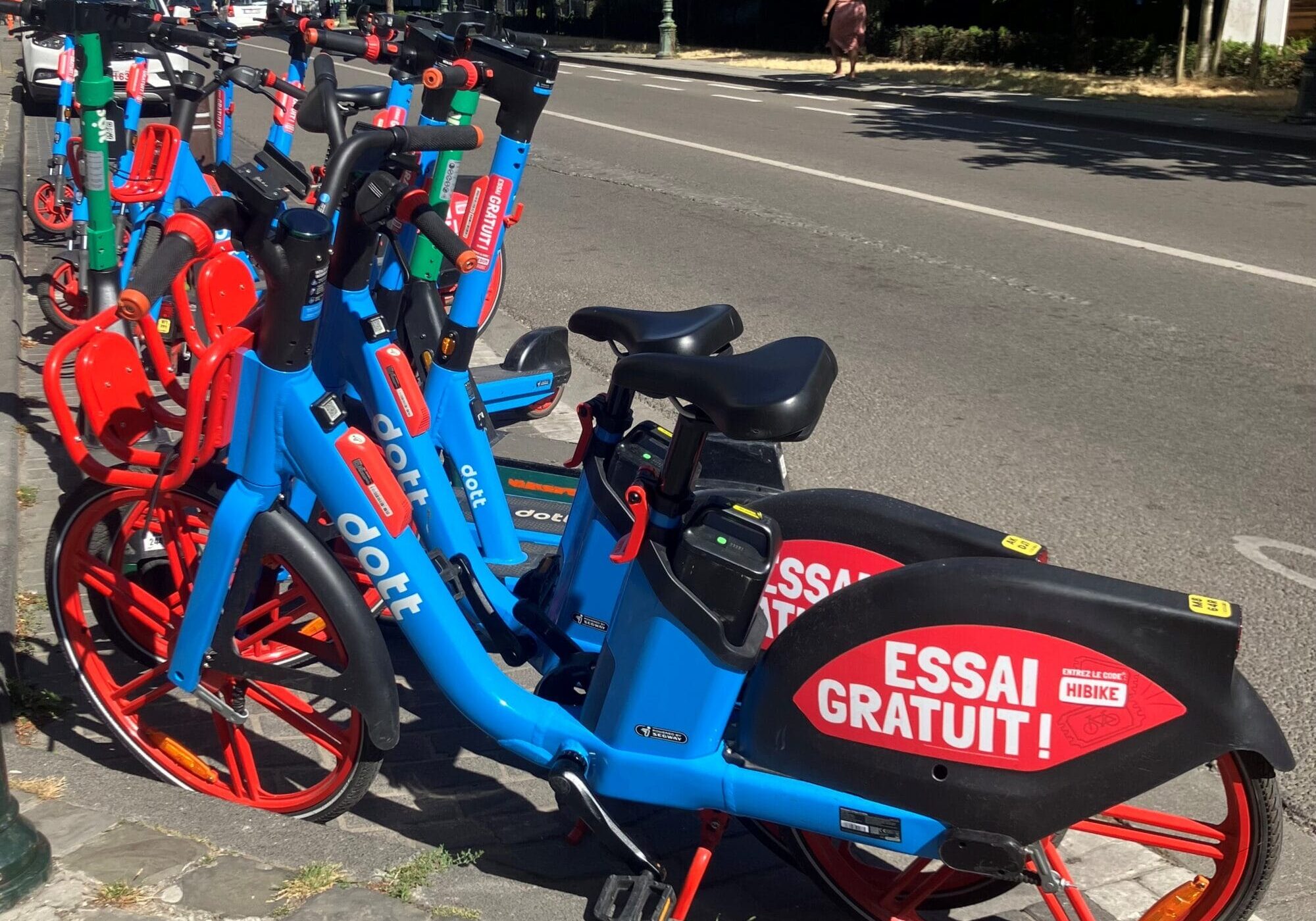 20260812 - Bruxelles - Vélos et trottinettes partagées